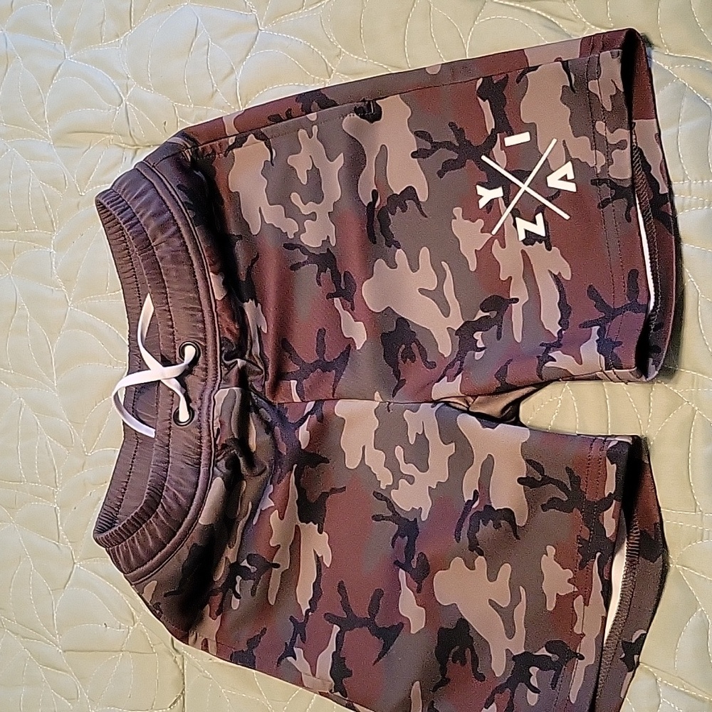 Boys camo sweat shorts